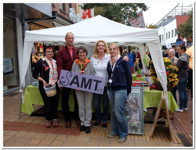 SAMT-Team am Infostand (Archivbild)